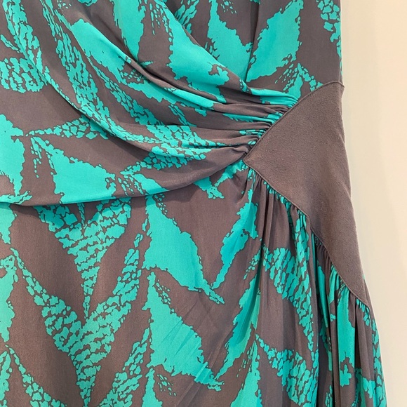 NWOT Whistles Mint and Grey Silk Dress Sz 4 - Picture 4 of 7